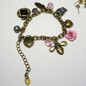 Bumblebee & Flowers Claire's Charm Bracelet